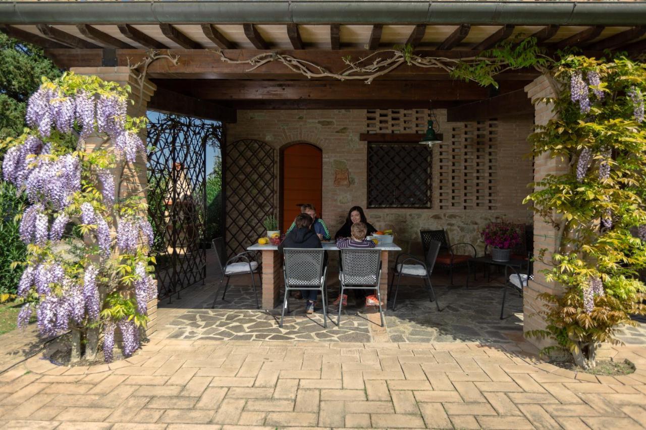 Agriturismo Canale Peccioli Luaran gambar