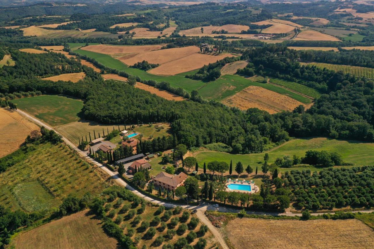 Agriturismo Canale Peccioli Luaran gambar